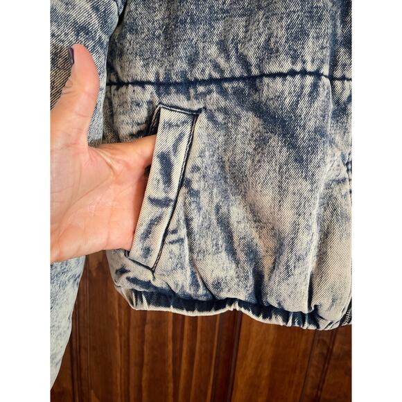 Vintage 2012 VIGOSS acid washed denim, puffer, jacket size medium - Picture 2 of 8